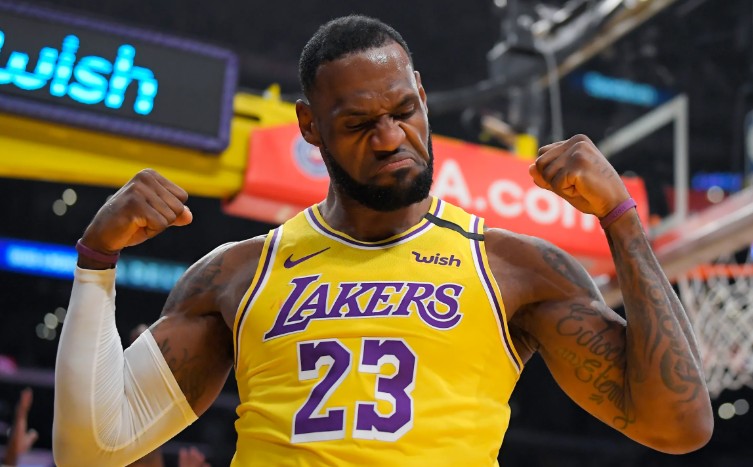 Sự nghiệp và đóng góp của LeBron James cho bóng rổ