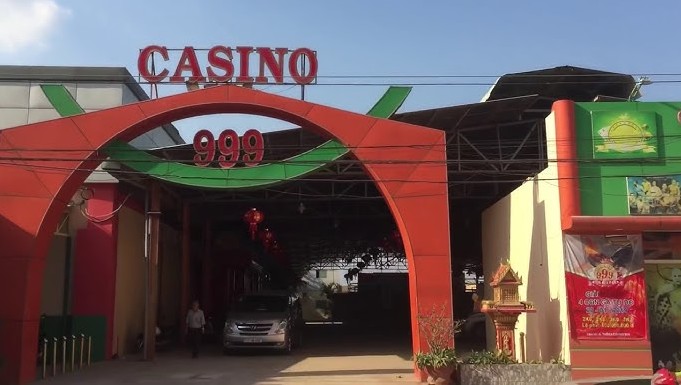 Xem trực tiếp đá gà Thomo tại đấu trường Casino 999 có gì hot?